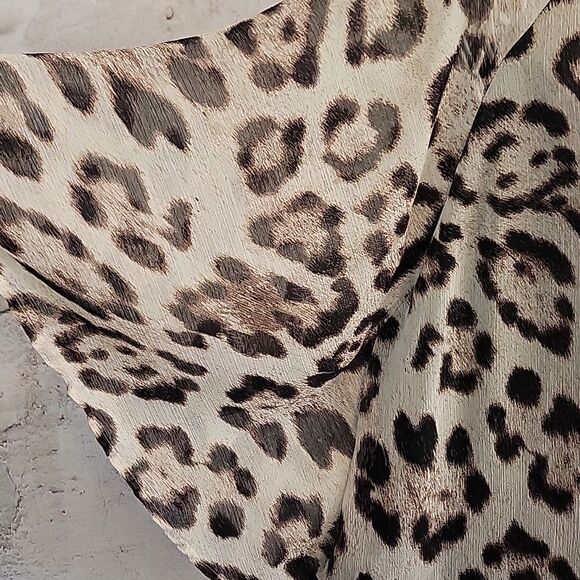 I.N.C. Leopard Print V-Neck Women's Top Size 14 - Picture 5 of 11